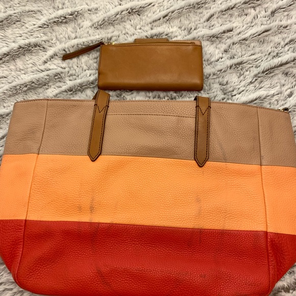 Fossil Striped Handbag and Wallet Set - Picture 2 of 4